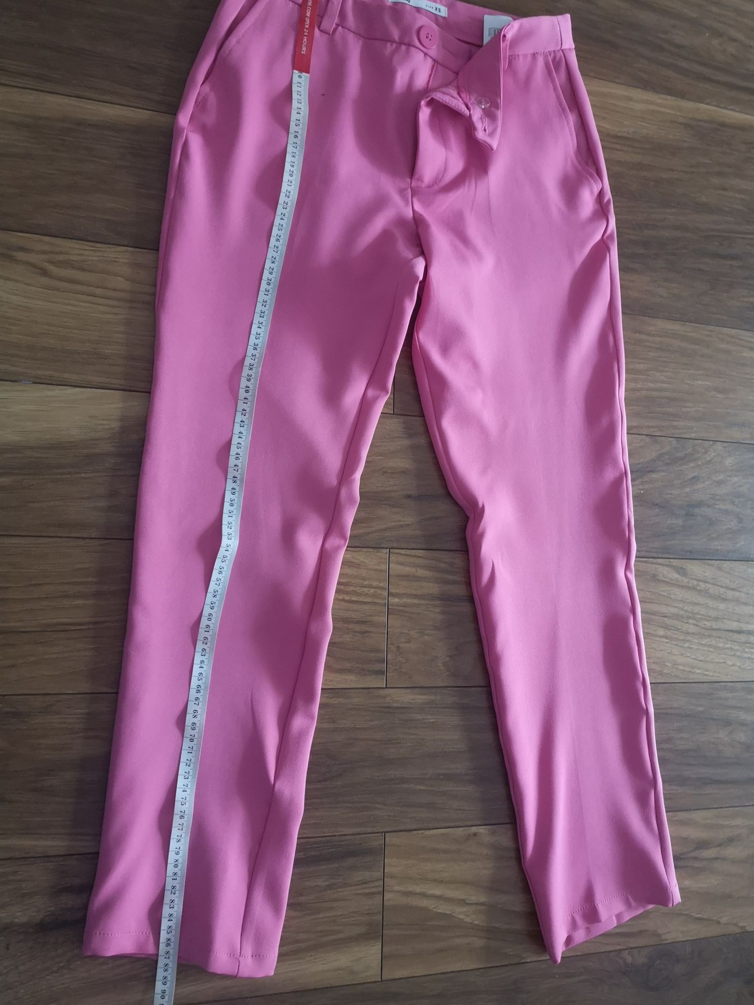 Spodnie chinos materiałowe różowe sinsay XS nowe
