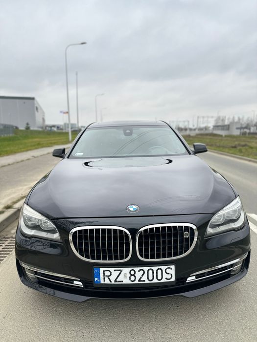 BMW Seria 7 F02 LCI Long • 2011 • 4.4 V8 • 300 kW / 408 KM • FULL OPCJ