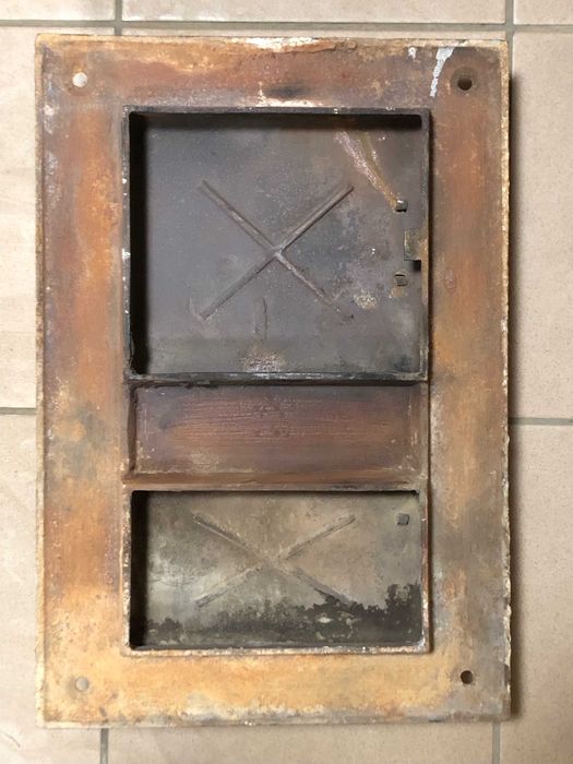 Stare drzwiczki do sauny, wędzarni.(3)