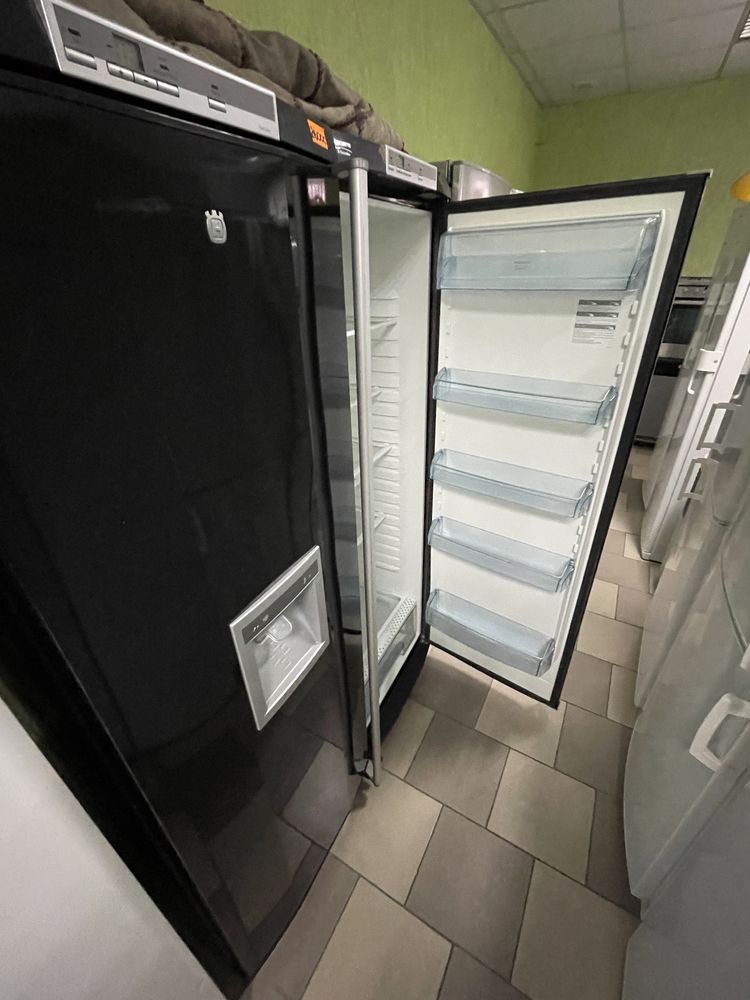 Комплект Husqvarna холодильник та морозильна камера