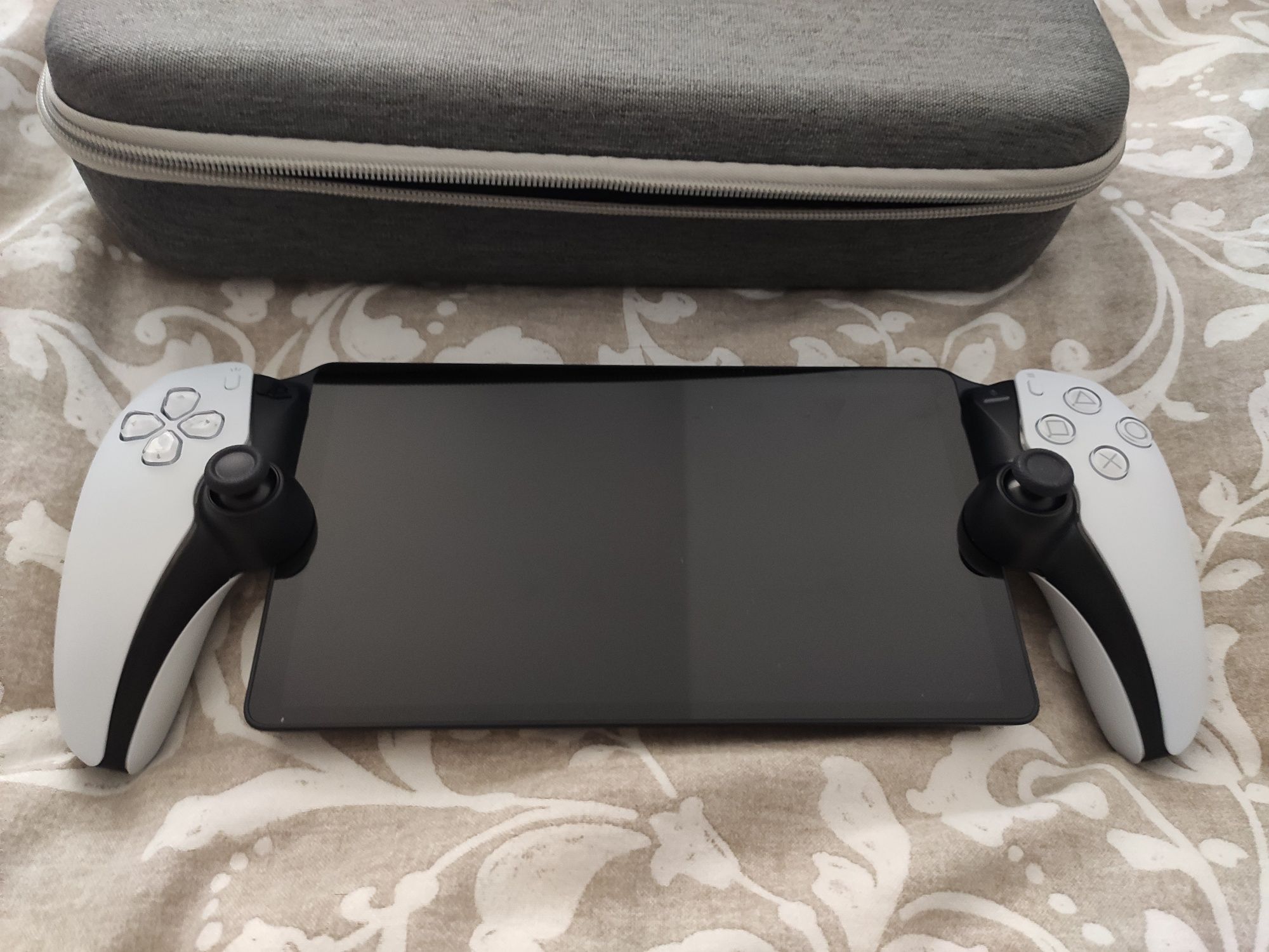 PlayStation Portal jak nowy plus Etui