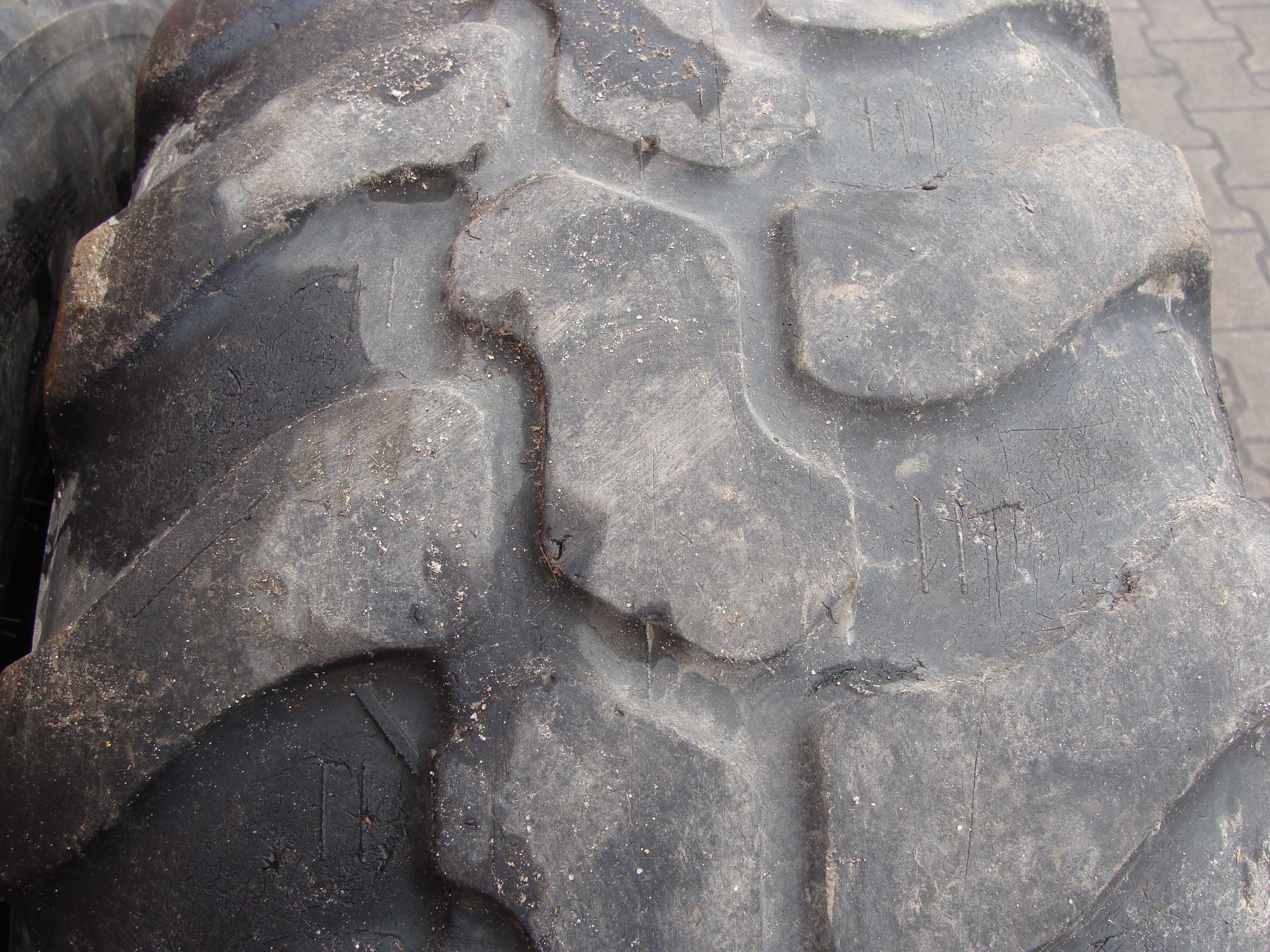 Opony 405/70/20 (16/70/20) Dunlop 2 sztuki