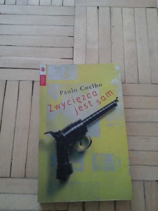 ksiażka Paula Coehlo "Zwycięzca jest sam'