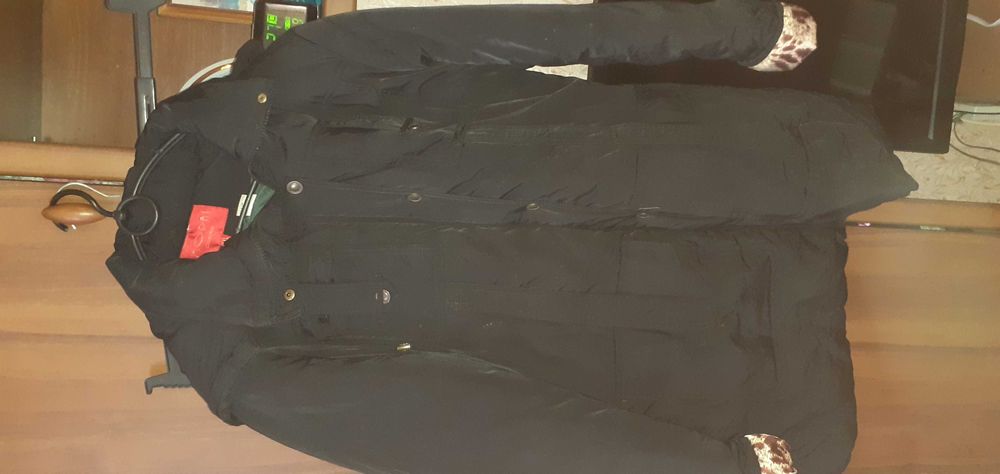 Продам куртку пуховик зимнюю