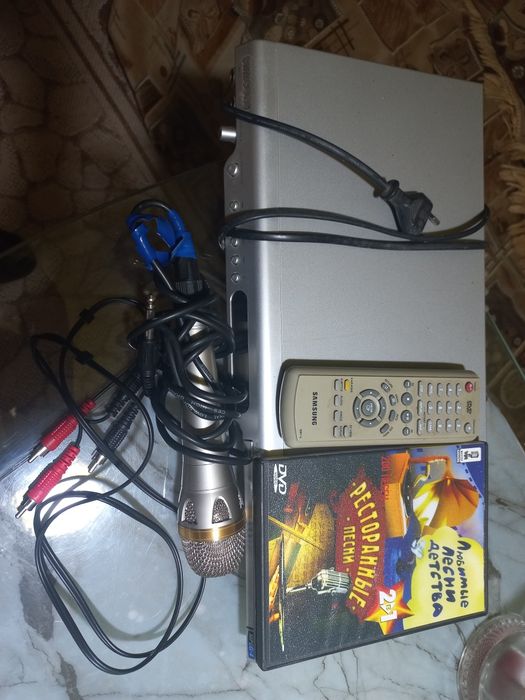 Система караоке Samsung DVD355k