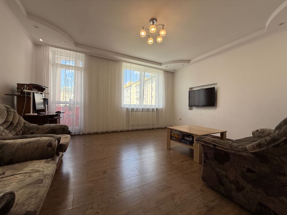 3-кімн. квартира 132м.кв. Будинок 2008р. Вул. О. Басараб.!!