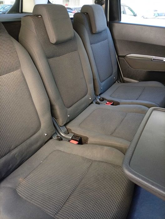 Vendo . Peugeot 5008