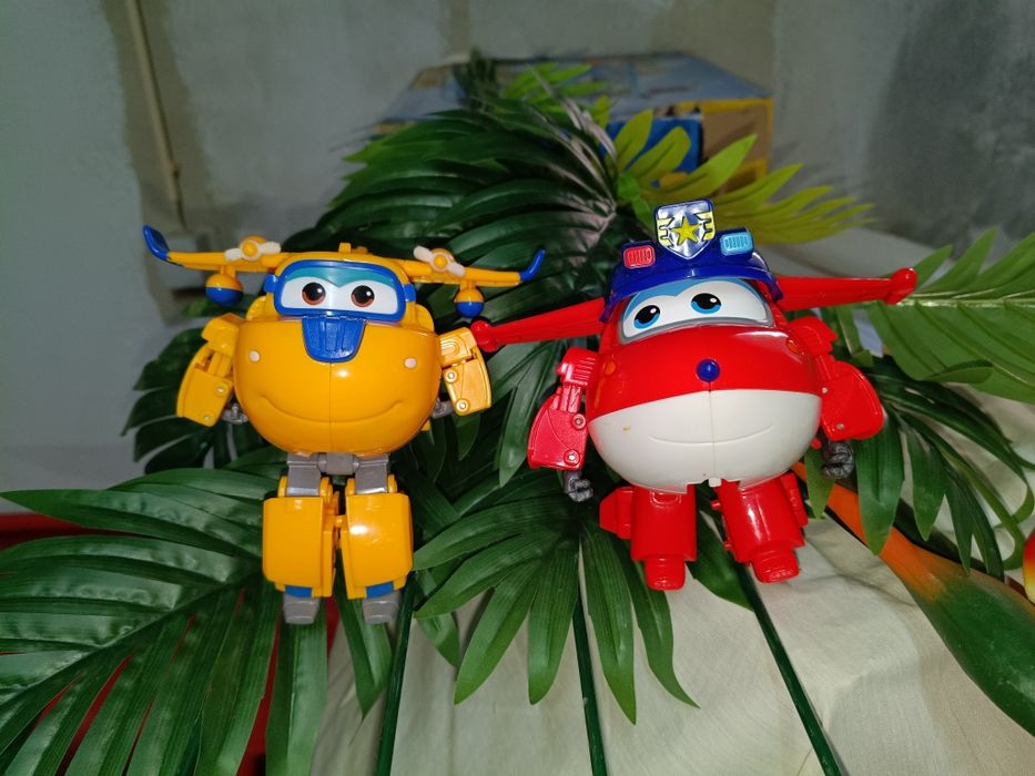 Dois Super Wings
