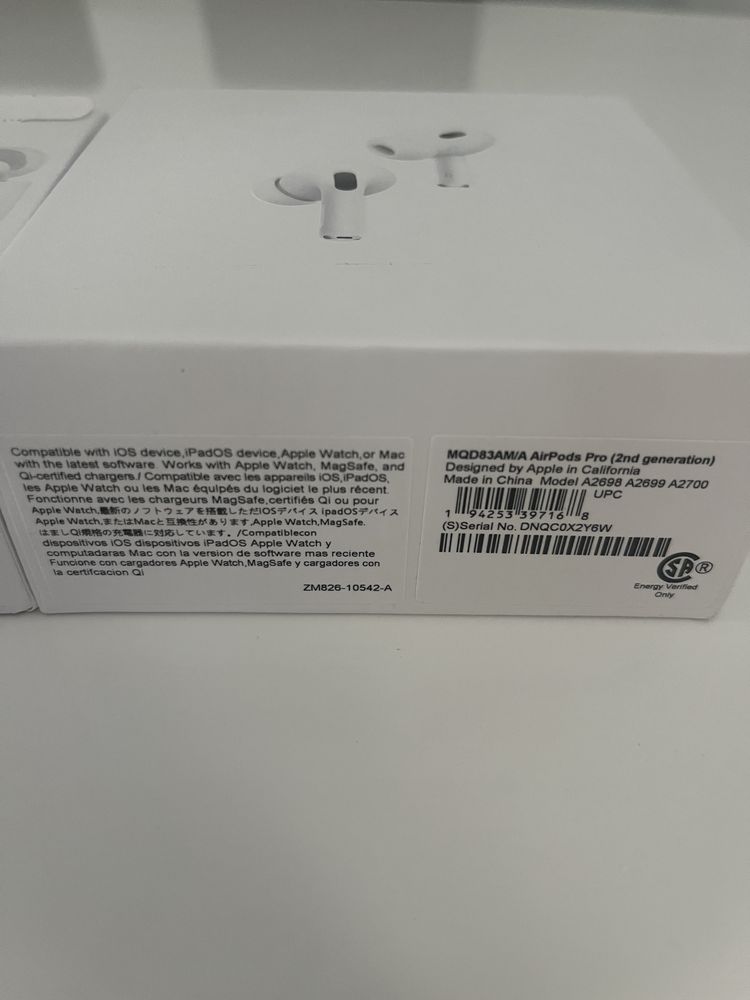 AirPods Pro 2 ANC lightning