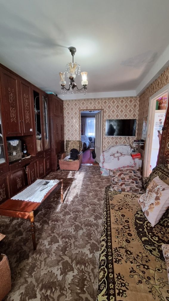 Продам 2к.кв 4этаж/5 в ЦЕНТРЕ, Бул.Центральный( р- н " Дома Обуви")