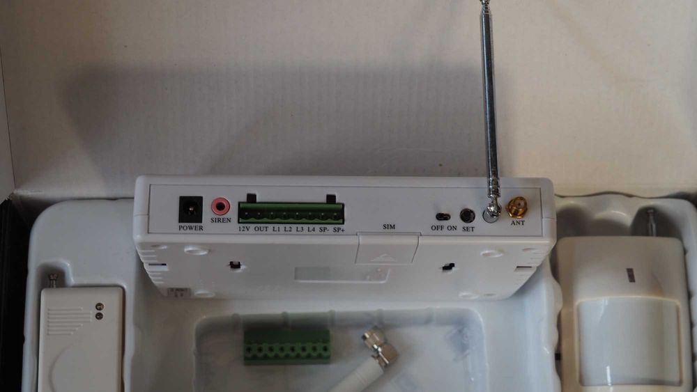 Centralka alarmowa GSM do domu, garażu na działkę