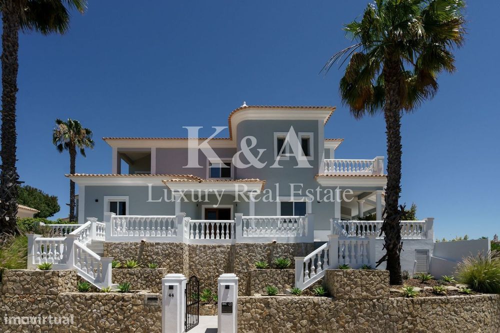 Moradia V5 em condomínio no Triangulo Dourado, Algarve