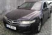 Honda Accord 2.2 Cdti com algum material