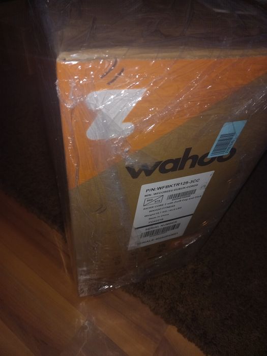 Trenażer Wahoo kickr core 2 z zwift cog i zwift click nowy