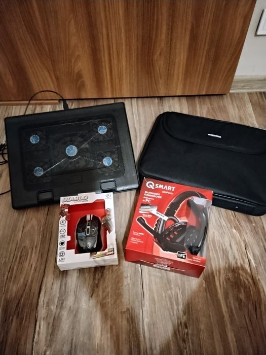 Podstawka chłodząca + mysz gamingowa + słuchawki gamingowe + torba