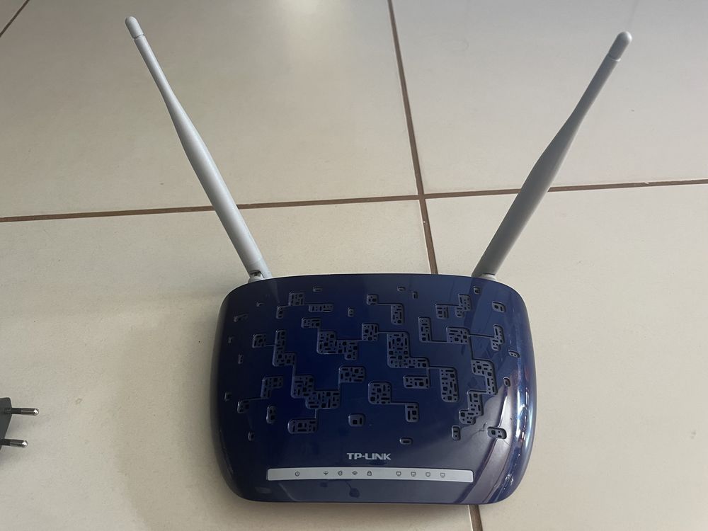 Router TP-Link TD-W8960N