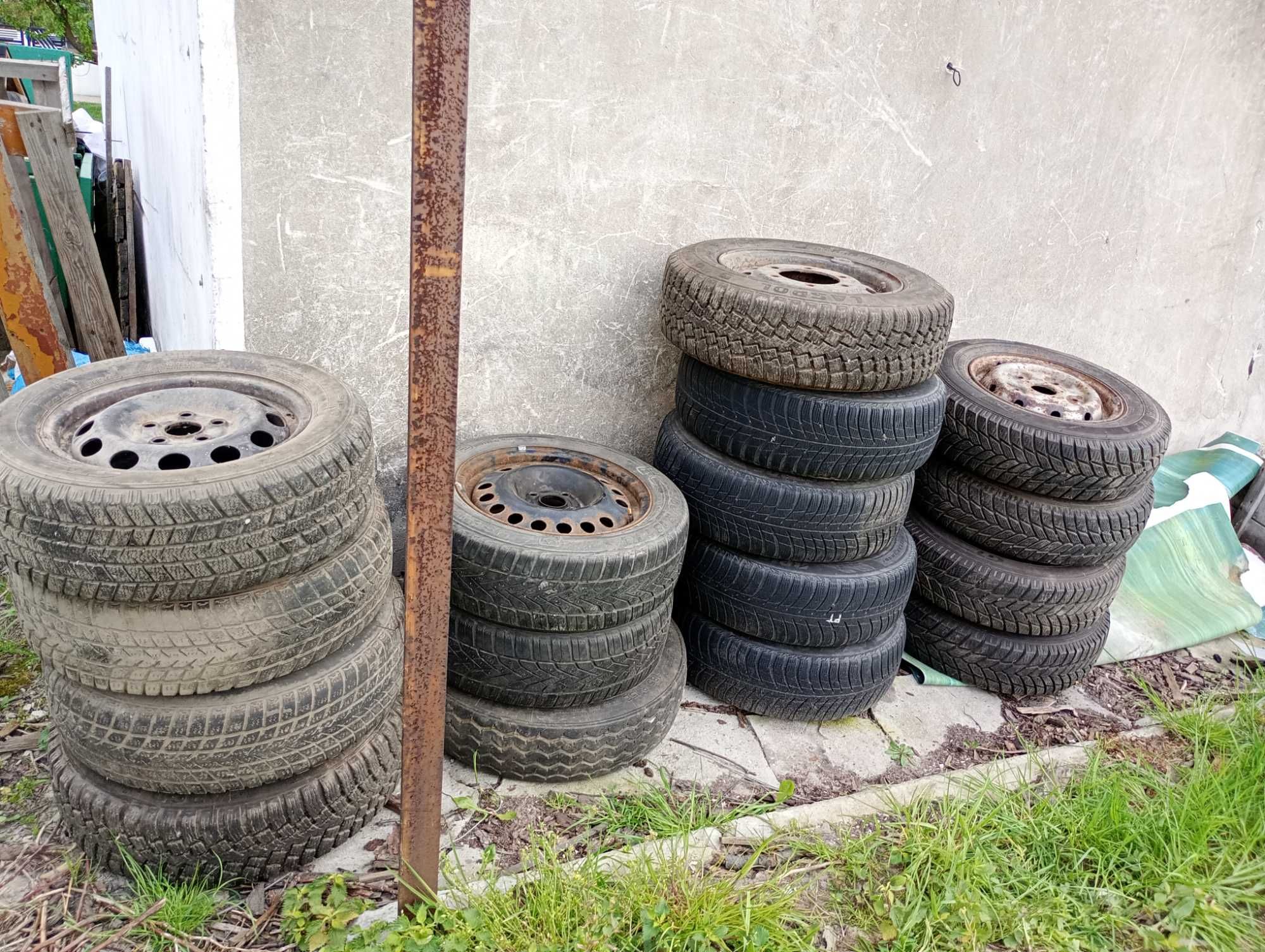 Sprzedam opony wraz z felgami 185/60 r15