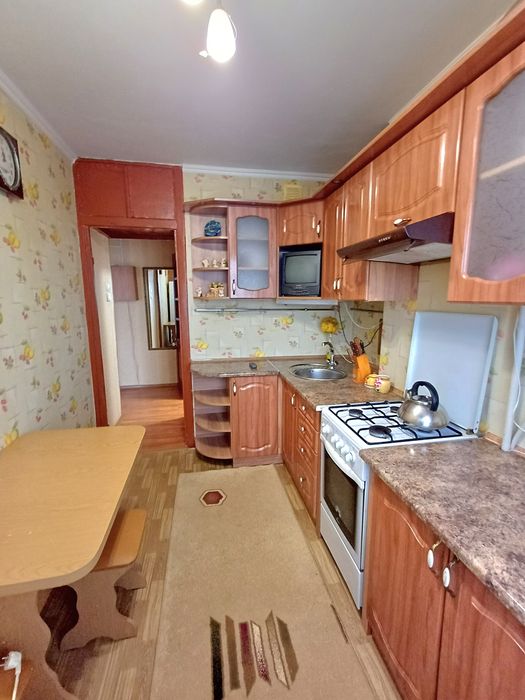 Продам отличную 2-х комнатную квартиру на МИРА / пл.Победы