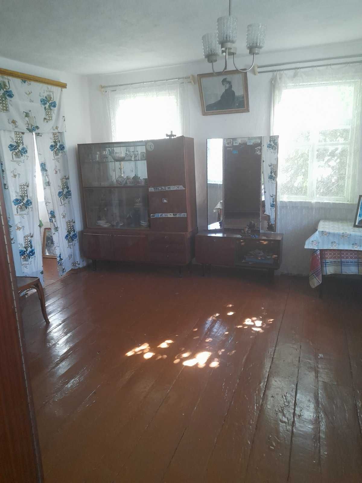 Продається будинок, с.Жаботин, Черкаська обл., Кам'янський район
