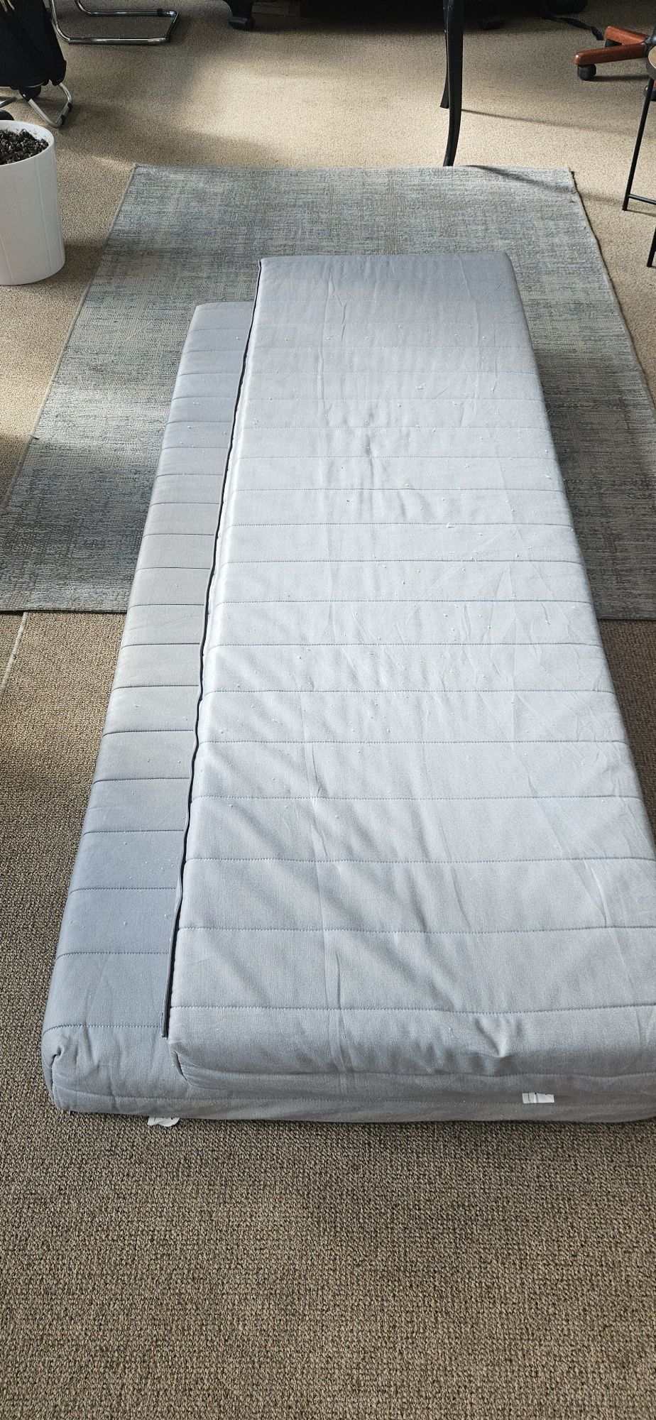 Materac z pokrowcem Beddinge Ikea