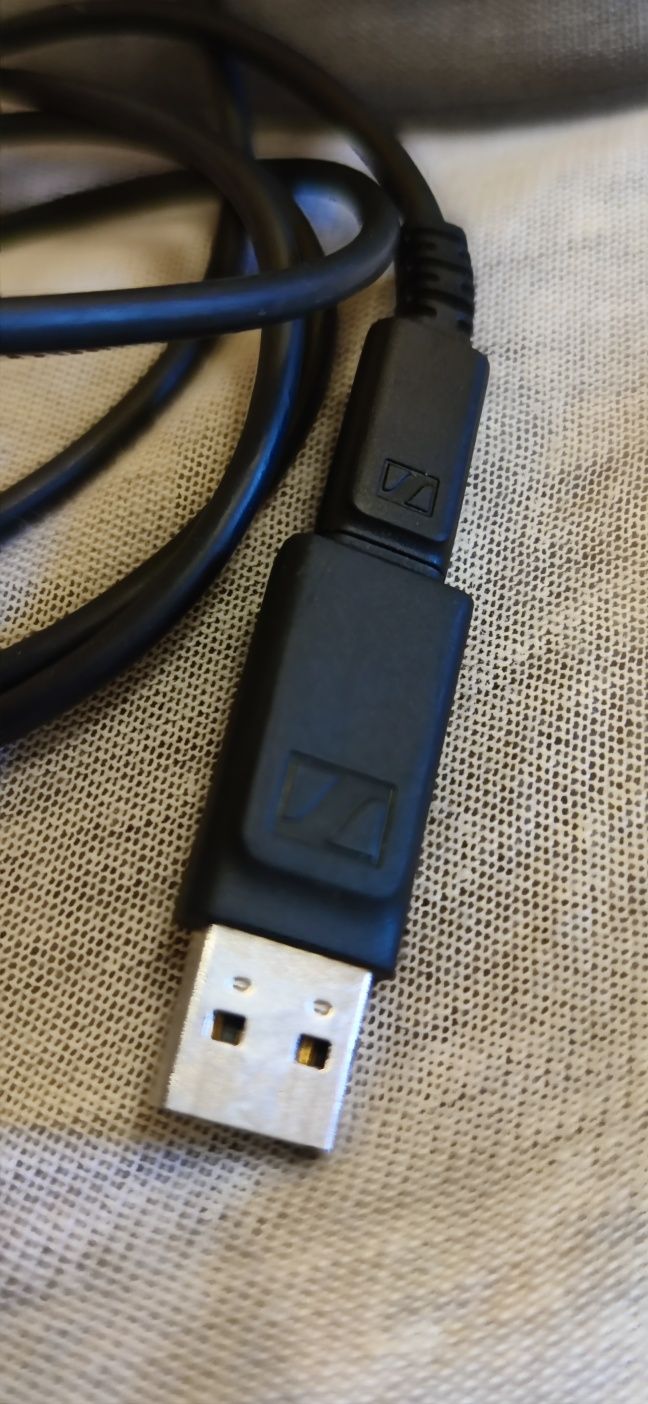 Jak nowe. Sennheiser Momentum 3 Wireless