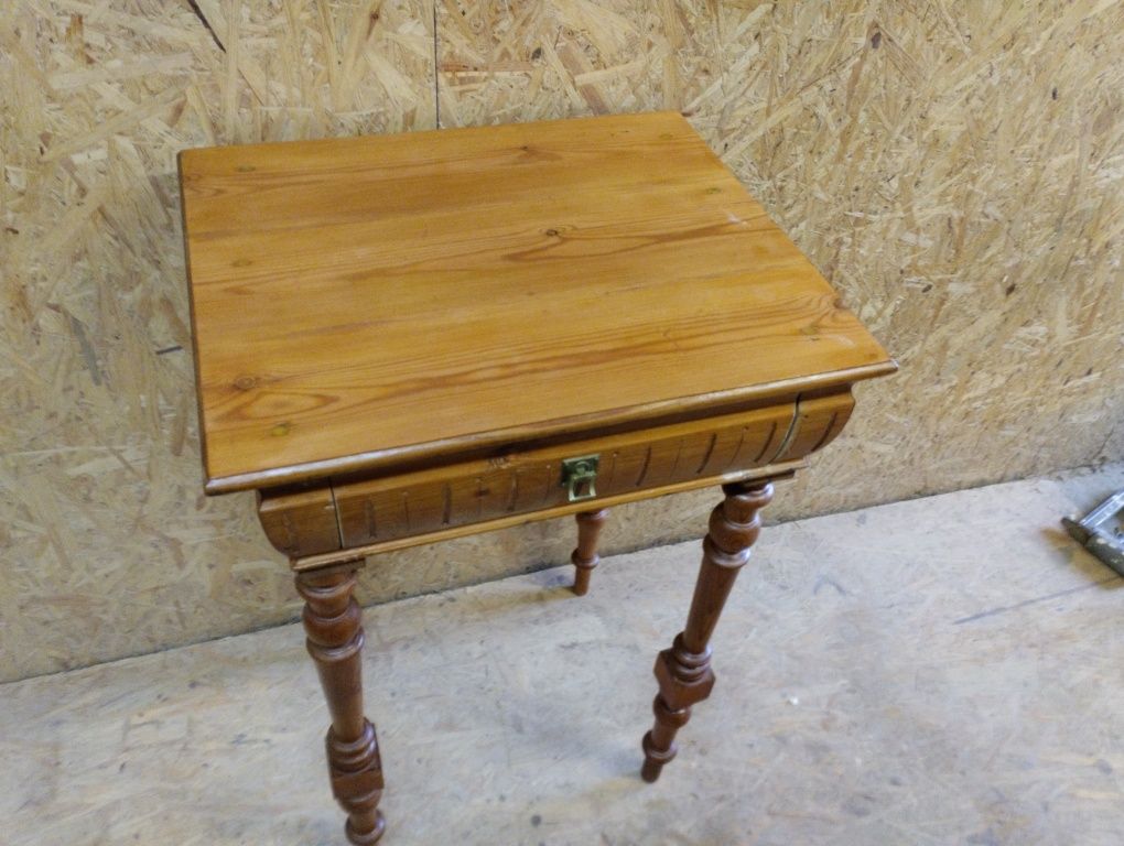 Stary stolik z ok 1900r