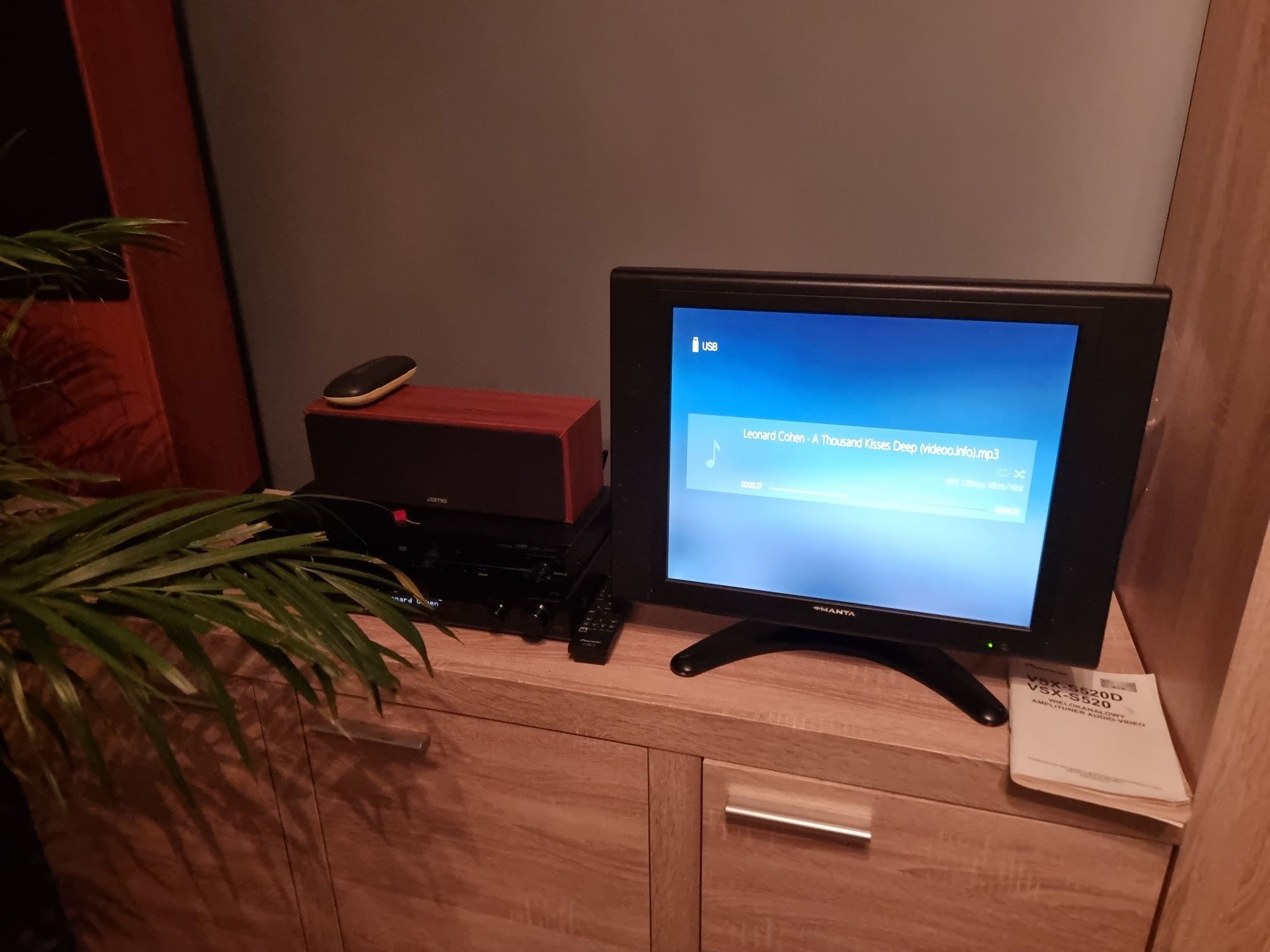 Amplituner  5.1 Pioneer VSX 520 D oraz DVD V 420V( kino domowe )