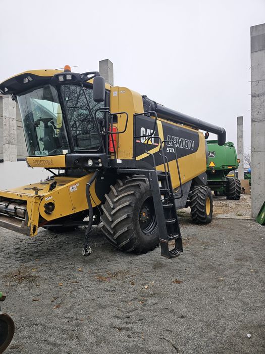 Cat Lexion 570R.
