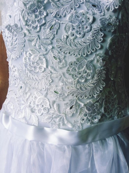 Sukienka ślubna  klasyczna