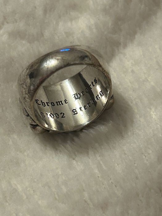 Pierścionek ”chrome hearts” rozmiar 9 srebrny