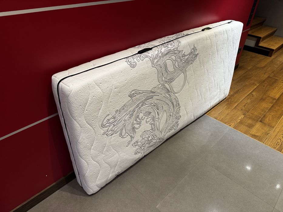 Матрац фірми DORMINI 200х90