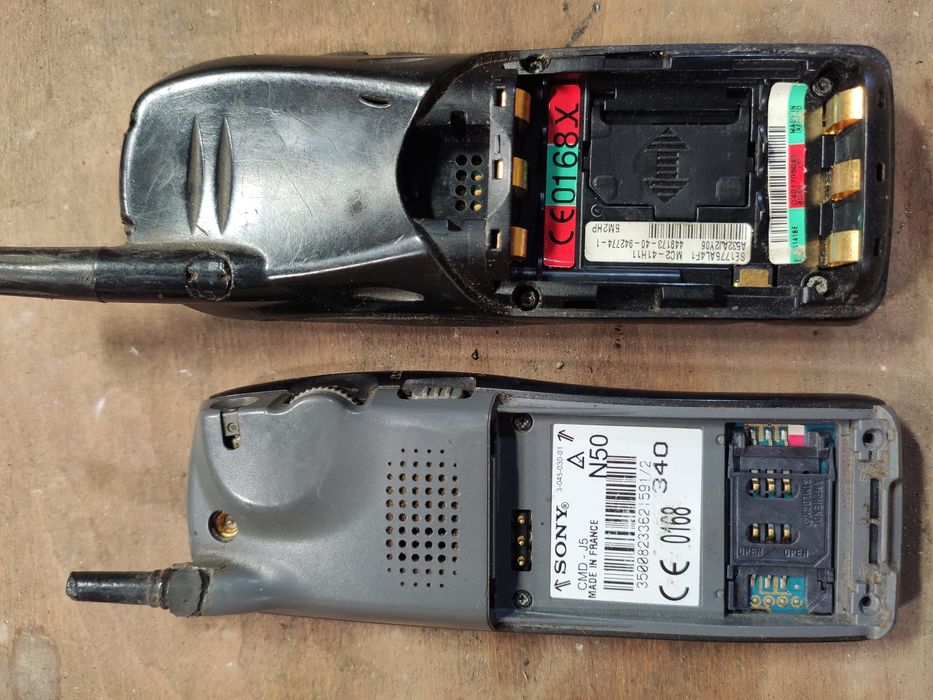 Телефон SONY, Motorola Одним лотом.