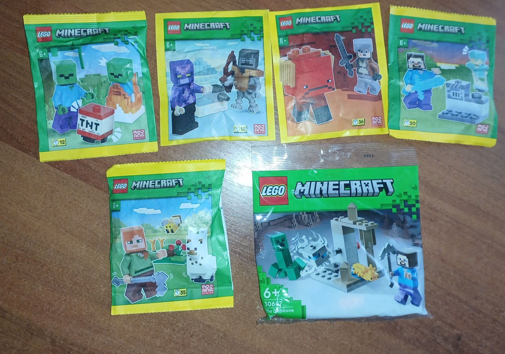 Фігурки LEGO Minecraft