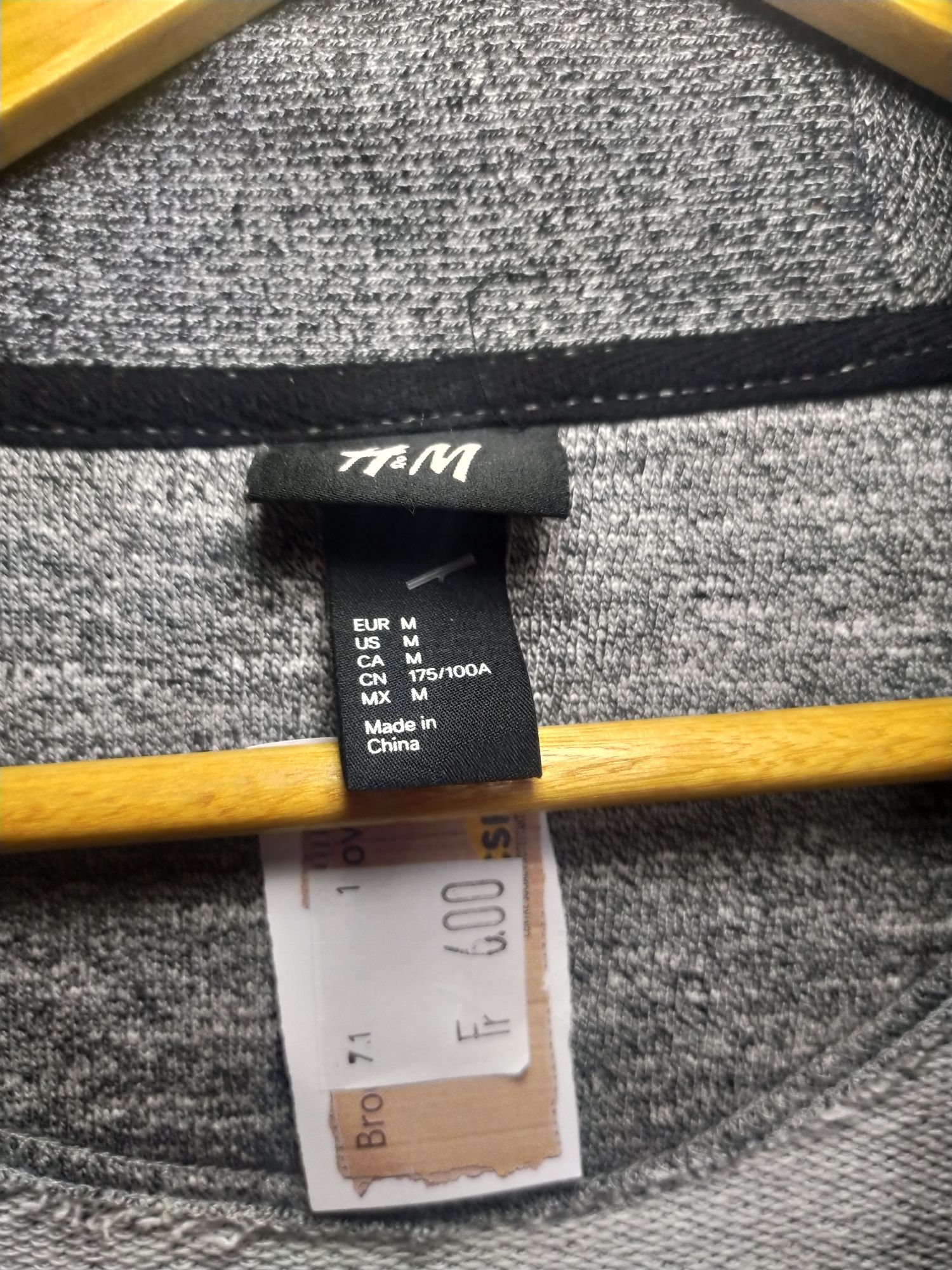 H&M сірий кардиган на ґудзиках розмір M, бавовна.