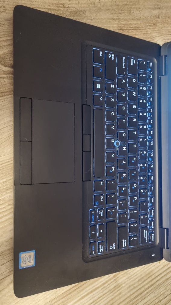 Ігровий DELL 5491 IPS I5-8300H/DDR4-16/SSD M2 NVME-512