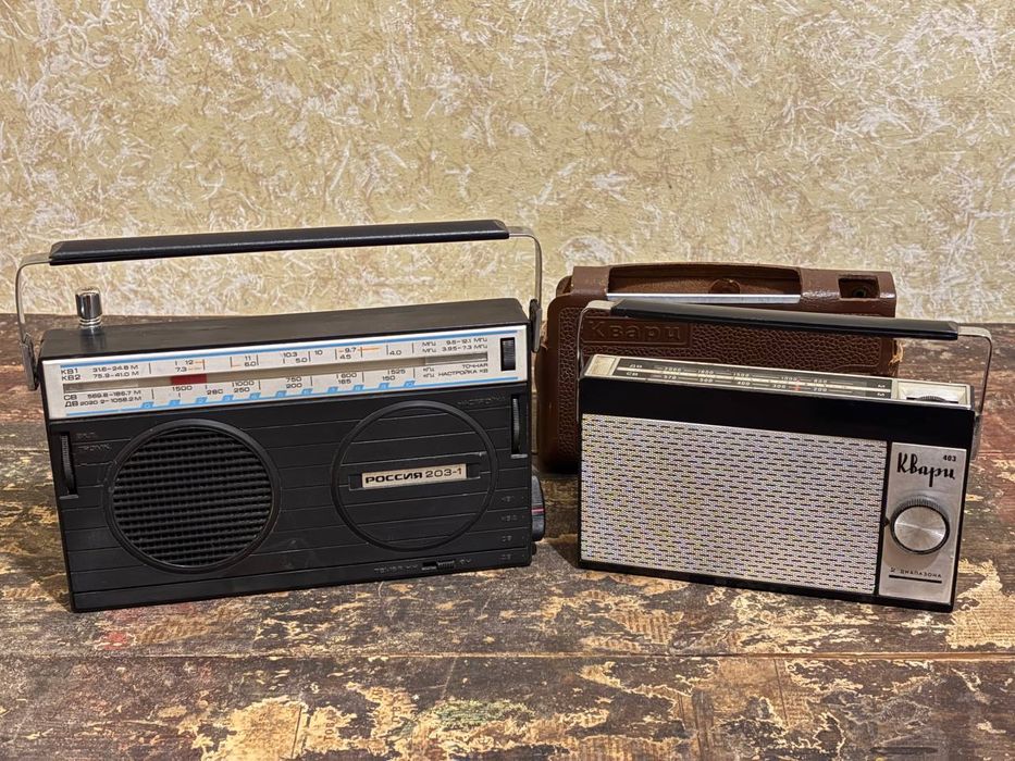 Радіоточка,РадіоПримачі з ссср*Радист,Десна,Кобзар,Кварц 403,Мередіан*