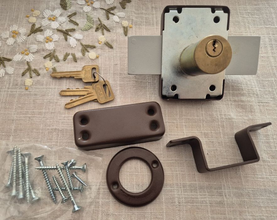 Zamek.GAMA do drzwi zewnetrznych