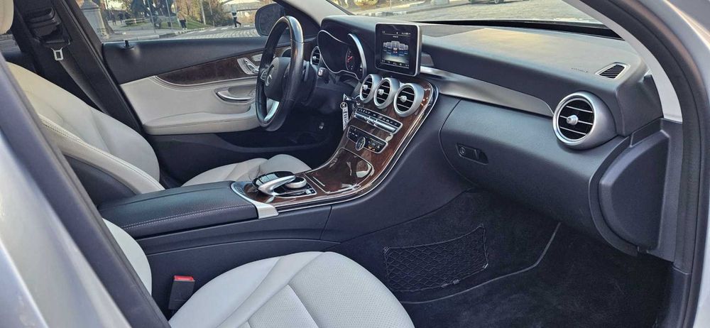 Mercedes-Benz 2015 C-Class