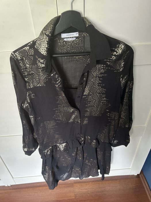 Sukienka ze złotą nitką Reserved cudna