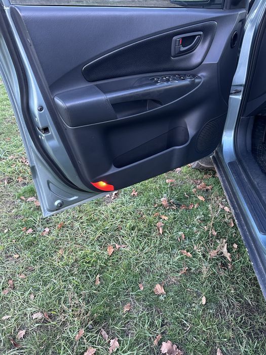 Продам Хюндай Туксон 2008 г 4 WD