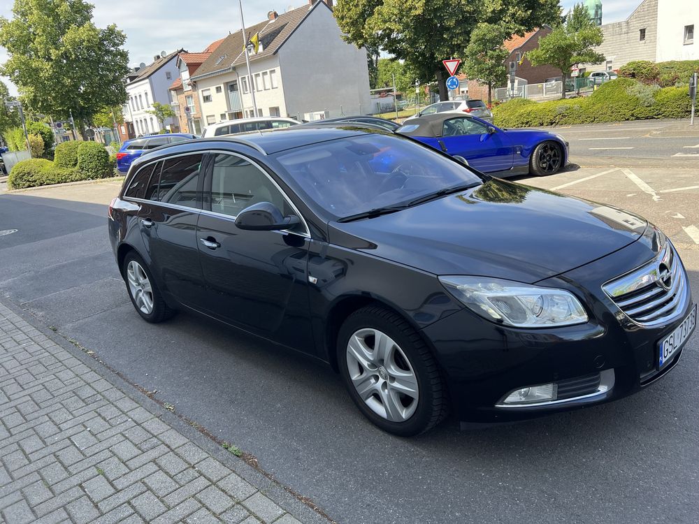 Opel Insignia Sports Tourer Cosmo 2.0 CDTI 160 KM Automat • 2009