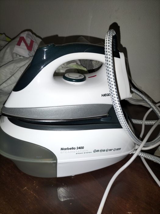 Ferro a vapor haeger