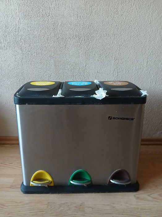 3-komorowy kosz do segracji