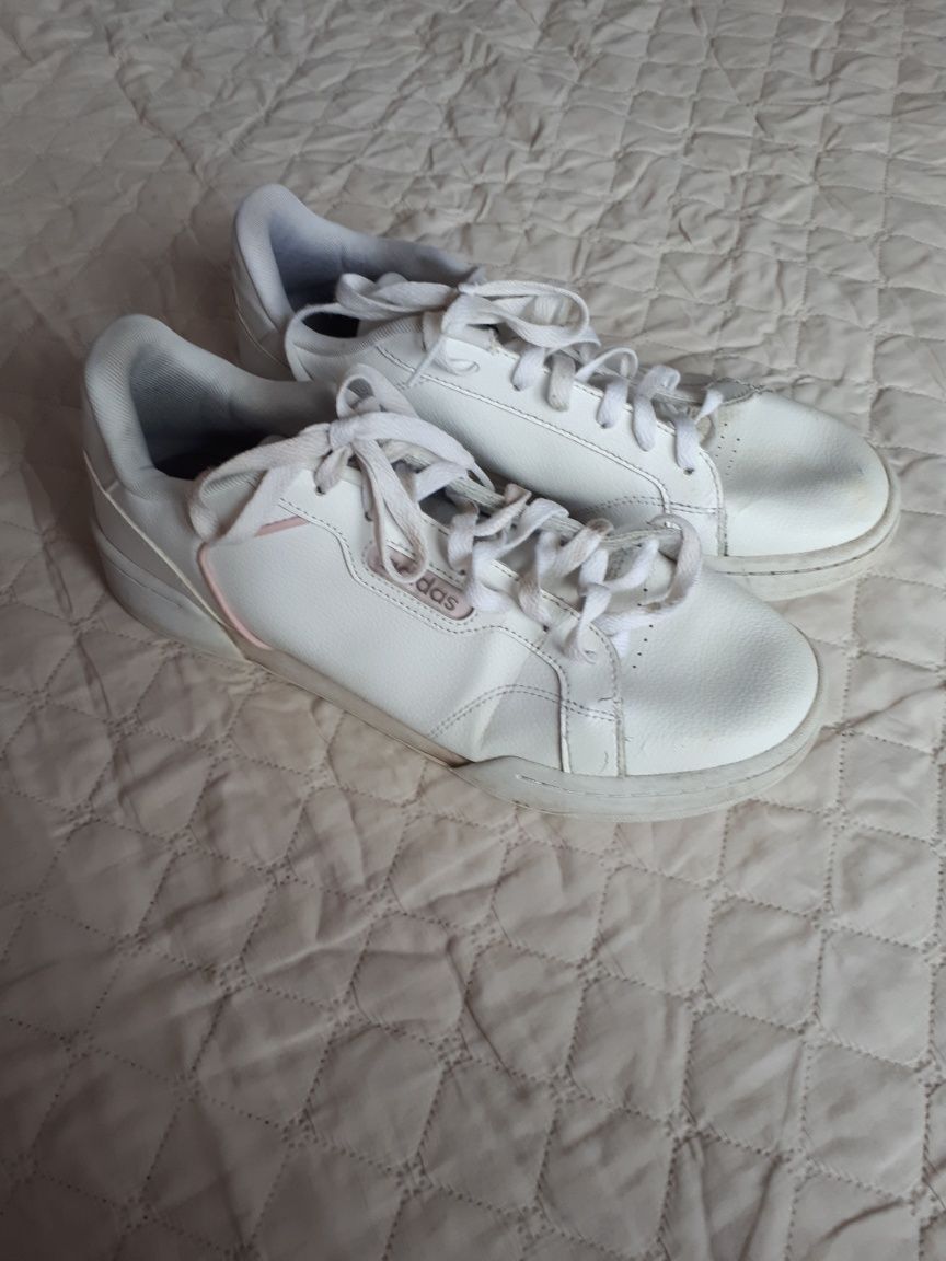 Buty adidas 42 białe