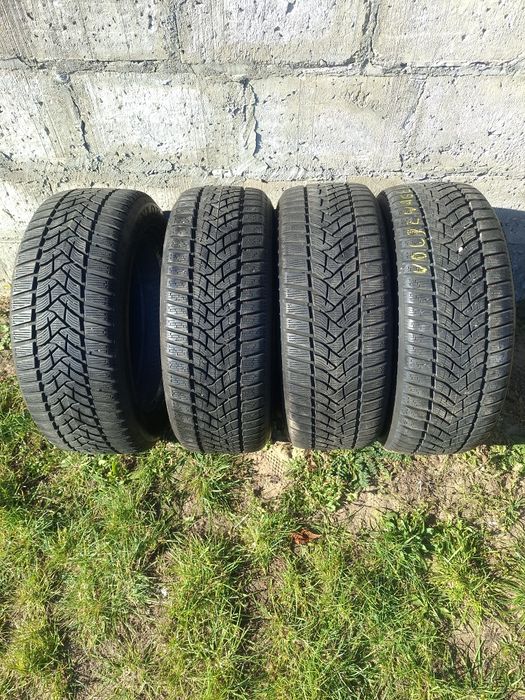 Opony zimowe Dunlop Winter Sport 5 215/55 R17