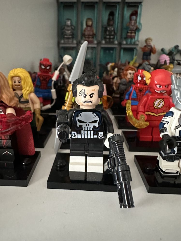 Lego figurka ludzik Punisher Marvel