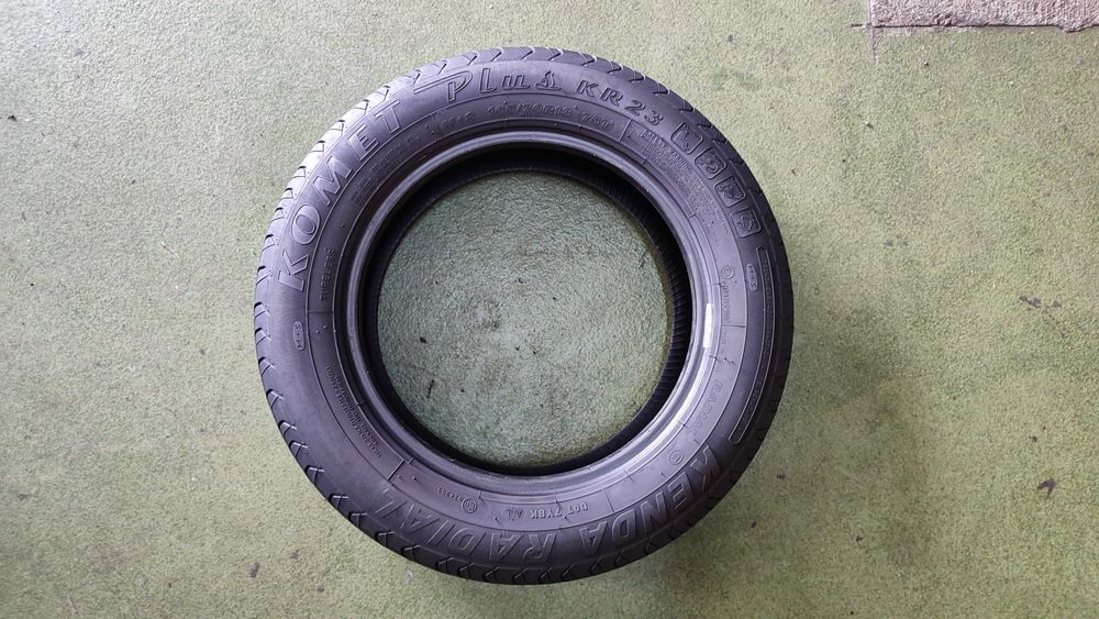 Para 155 70 R13 75T Kenda Radial Komet Plus bieżnik 2x3,8mm