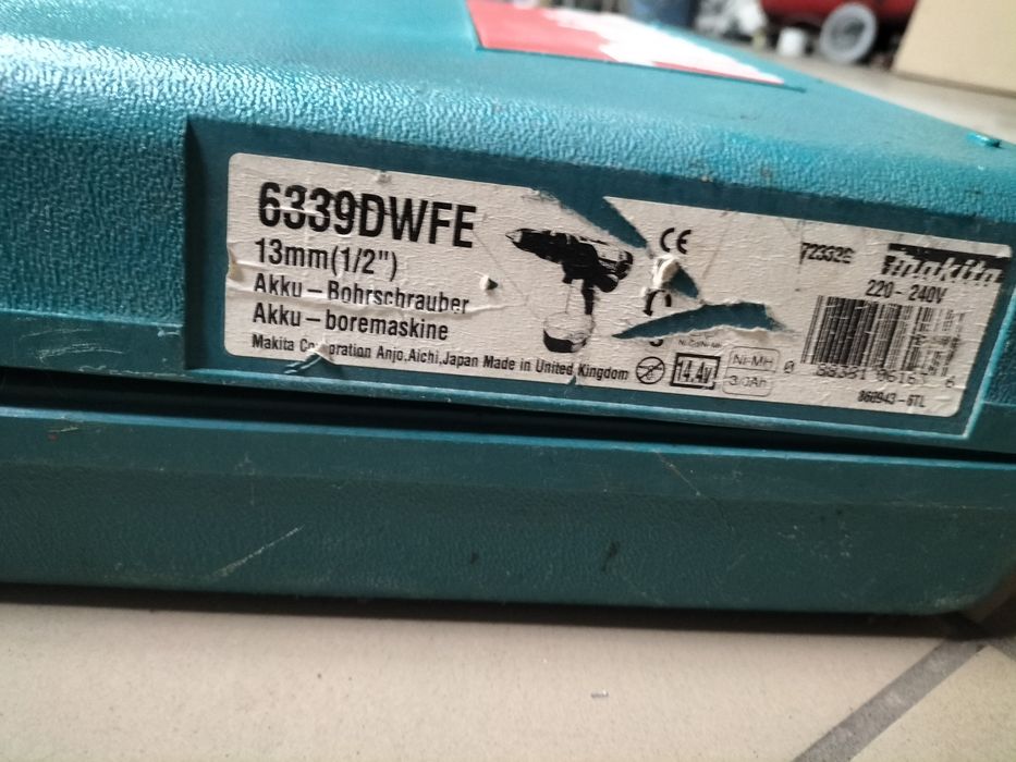 Ударний акумуляторний дрель-шуруповерт Makita