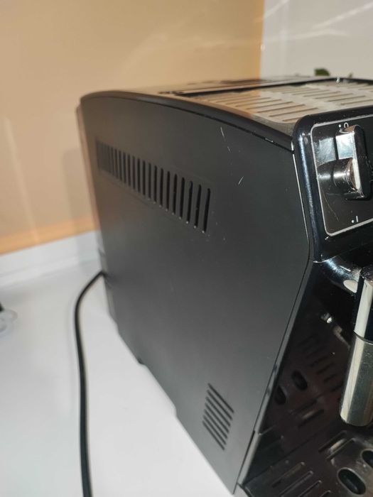 Кавомашина Delonghi Autentica