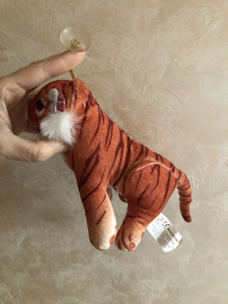 Тигр тигрик м’яка іграшка игрушка на присоску